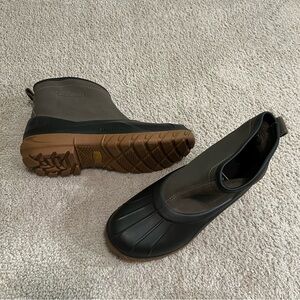 Men’s Lacrosse green waterproof slip on boots size 9